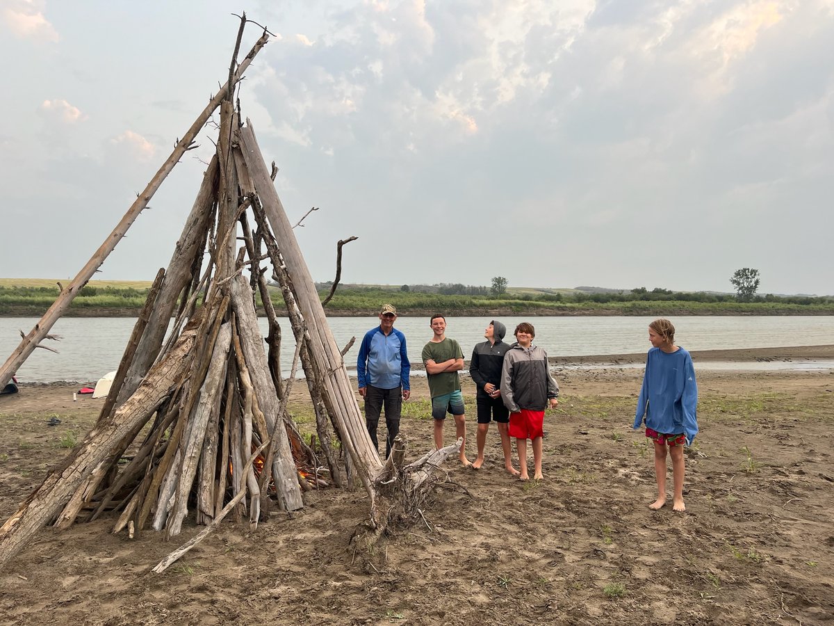 rangerlake's tweet image. What are you looking forward to the most this summer? Big campfires? 

#rlbc