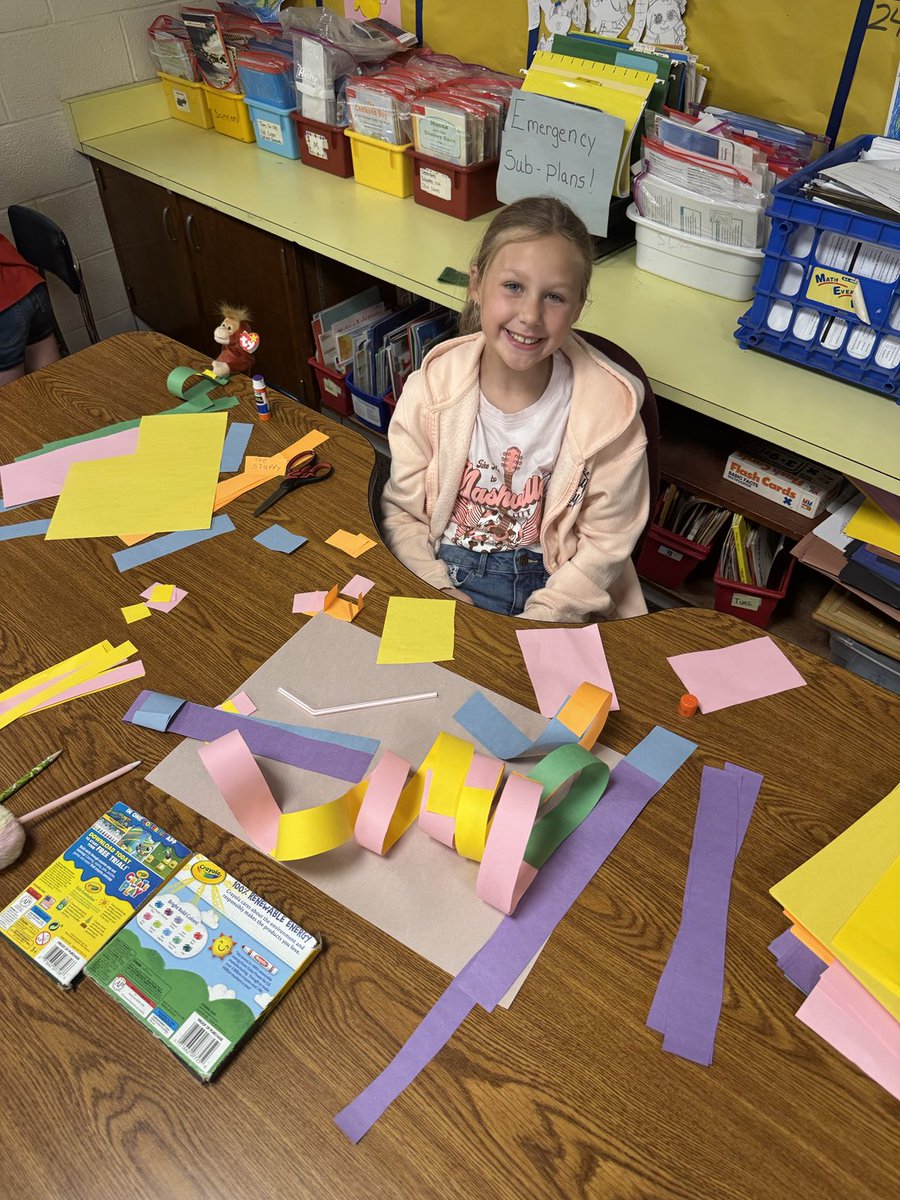 Students in Mrs. Palmer‘s class are designing roller coasters, and writing about the adventure! ⁦<a href="/swartz_creek/">Swartz Creek Schools</a>⁩ ⁦<a href="/RodneyHetherton/">Rodney Hetherton</a>⁩
