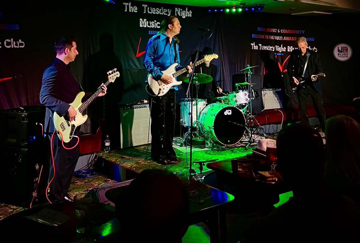 Another packed house greets Mississippi MacDonald - it’s been two and a half years since he played at The Tuesday Night Music Club, we won’t leave it so long again!!!