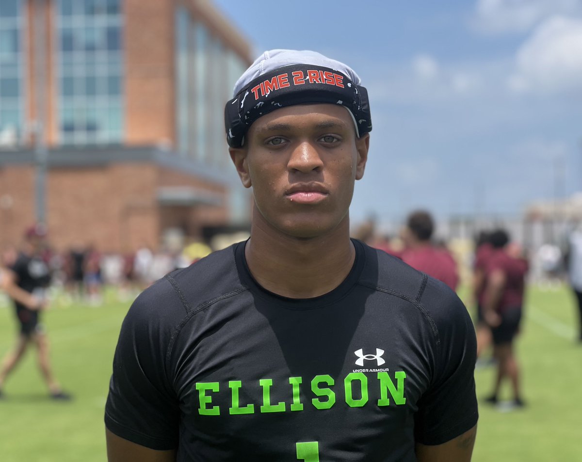 Ryan Brauninger (@r_brauninger) on Twitter photo Killeen Ellison WR Prince Hall has had a good day out here in the 7-on-7 games. Stands out with his physicality and catch radius.
<a href="/princehall1_/">Prince Hall</a> | <a href="/EllisonEagle_FB/">Ellison Football</a> Killeen Ellison WR Prince Hall has had a good day out here in the 7-on-7 games. Stands out with his physicality and catch radius.
<a href="/princehall1_/">Prince Hall</a> | <a href="/EllisonEagle_FB/">Ellison Football</a>