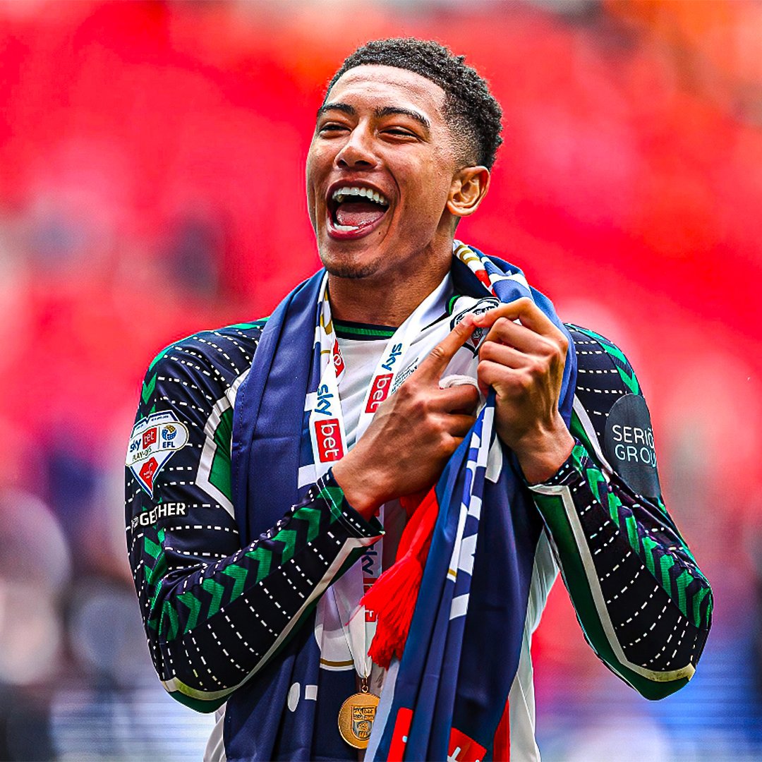 🚨RASMI : Jobe Bellingham ameamua kujiunga na Borussia Dortmund. ✅

Sasa, Dortmund na Sunderland wanahitaji kukamilisha mpango huo, kwa ada ya uhamisho ya takriban €30M. 🟡⚫️

#BaseTvsportnews #Bundesliga #Dortmund