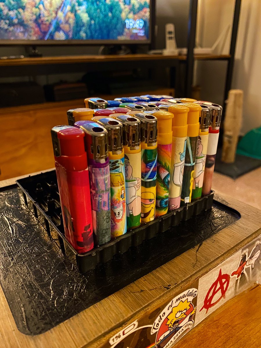 hola cómprenle fuegos y stickers a mis amigos q son re lindos (los fuegos tambien) 💞💞💞

instagram.com/stickealo.uy?i…