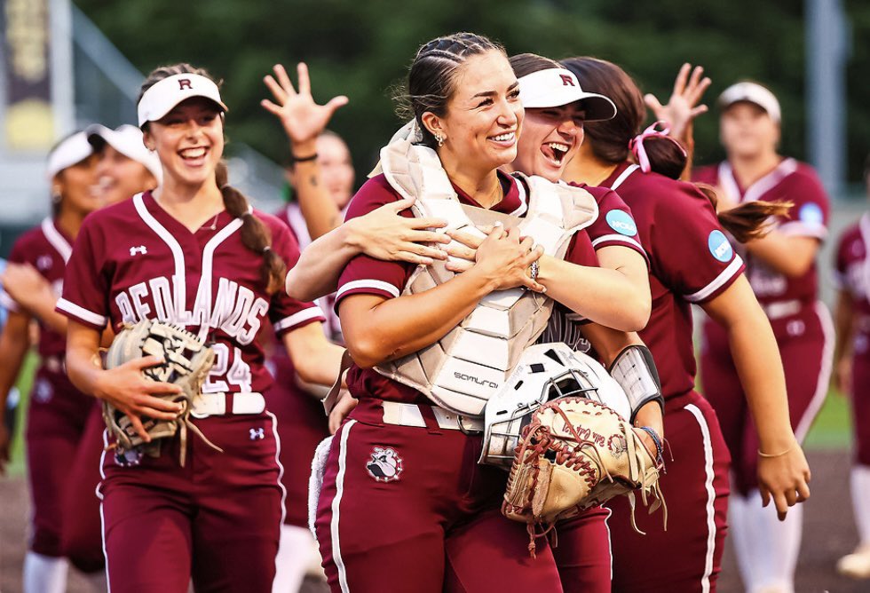 vbcoachsav's tweet photo. I had such a great week at the College World Series with our softball team! We are all so proud of them for placing 5th in the nation.

What a great run for a fantastic group of young women! Go Bulldogs! https://t.co/CyxVE6bGFV