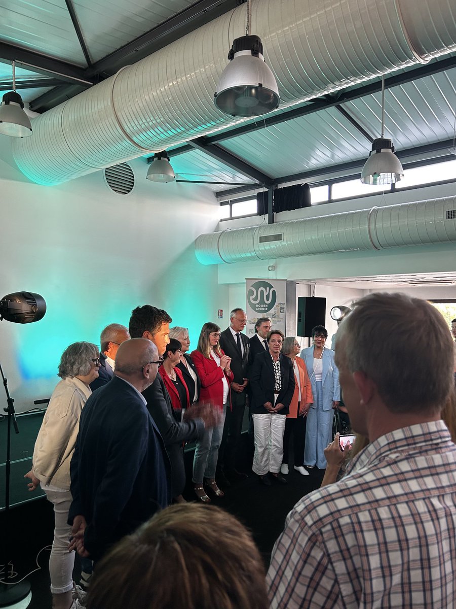 Bail Romain (@bailromain) on Twitter photo Très beau moment d’unité autour de Marine Caron <a href="/Rouen/">Ville de Rouen</a> avec <a href="/EPhilippe_LH/">Edouard Philippe</a> pour lancer les Municipales <a href="/RouenAVenir/">Rouen A'Venir</a> Très beau moment d’unité autour de Marine Caron <a href="/Rouen/">Ville de Rouen</a> avec <a href="/EPhilippe_LH/">Edouard Philippe</a> pour lancer les Municipales <a href="/RouenAVenir/">Rouen A'Venir</a>