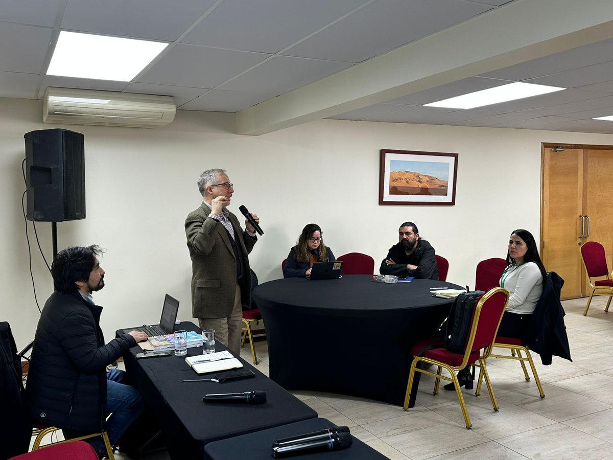 MMAAtacama's tweet image. SEREMI @MMAAtacama Natalia Penroz junto @goreatacama encabezó Taller de &quot;Implementación regional de la ley Marco de
Cambio Climático”,  que se enmarca en capacitar en mayor detalle a los miembros
del Comité Regional en la implementación de los instrumentos regionales y comunales