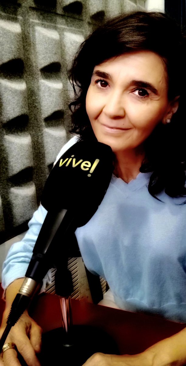 Quiero agradecer a @ajeburgos la oportunidad que me ha dado hoy, para dar a conocer @cuidamos_mundi en <a href="/viveradioburgos/">Vive Radio Burgos</a> 📻
Y agradezco también al equipo de la #Radio por hacerme sentir como en casa☺️ #CuidamosMundi #JóvenesEmpresarios #Burgos