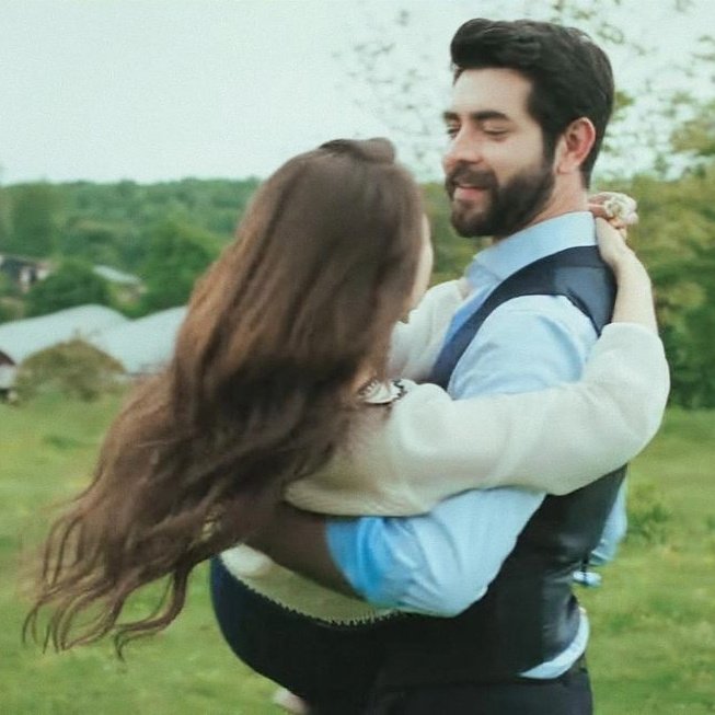 #DilBar | Tesadüf müsün yoksa şans mı ya da kader mi bilmem ama bu dünyada bana iyi gelen her şeysin.. 🤍🪄☘🌼

#KanÇiçekleri