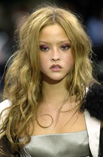 devon aoki for richard tyler f/w 2001