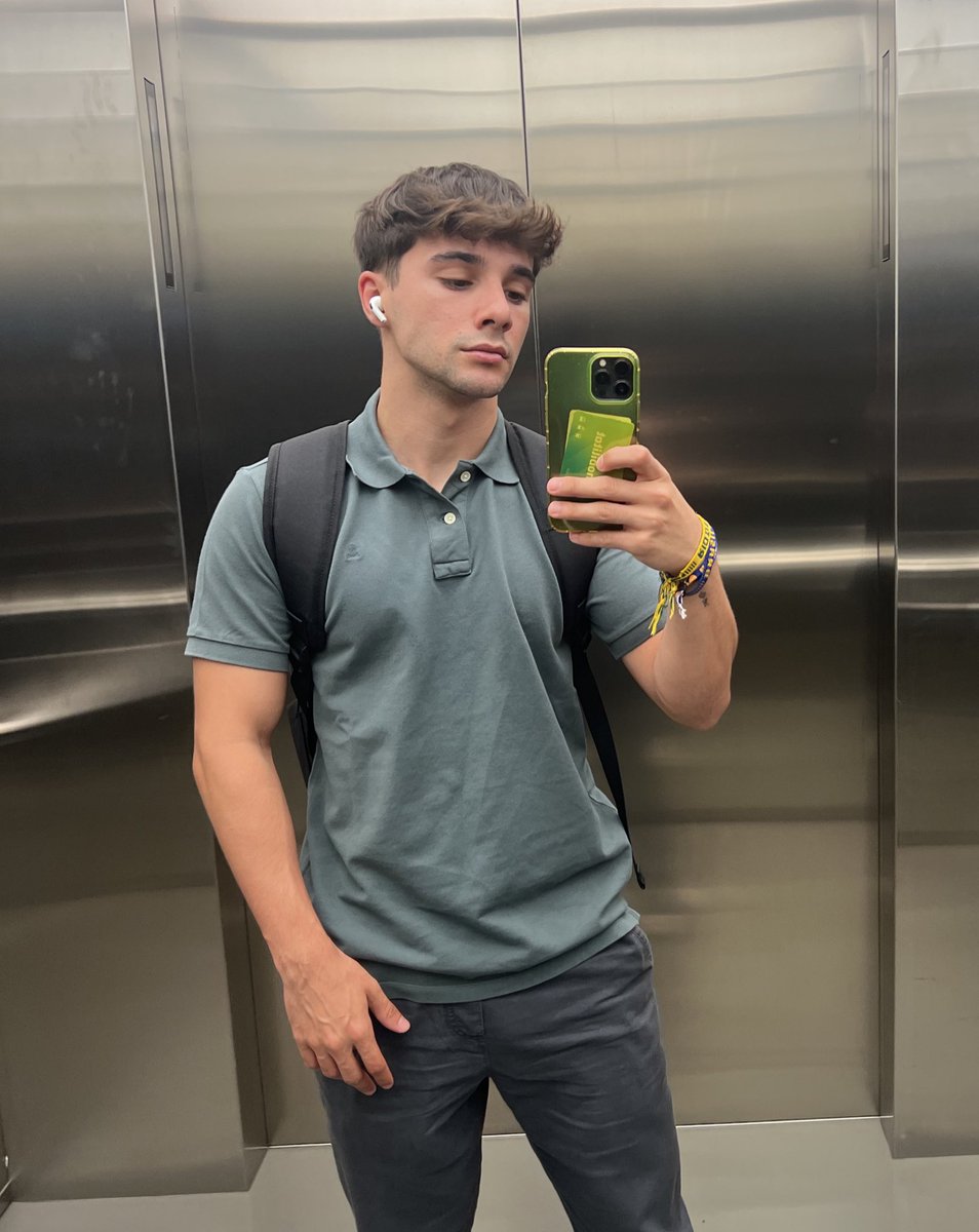outfit becario