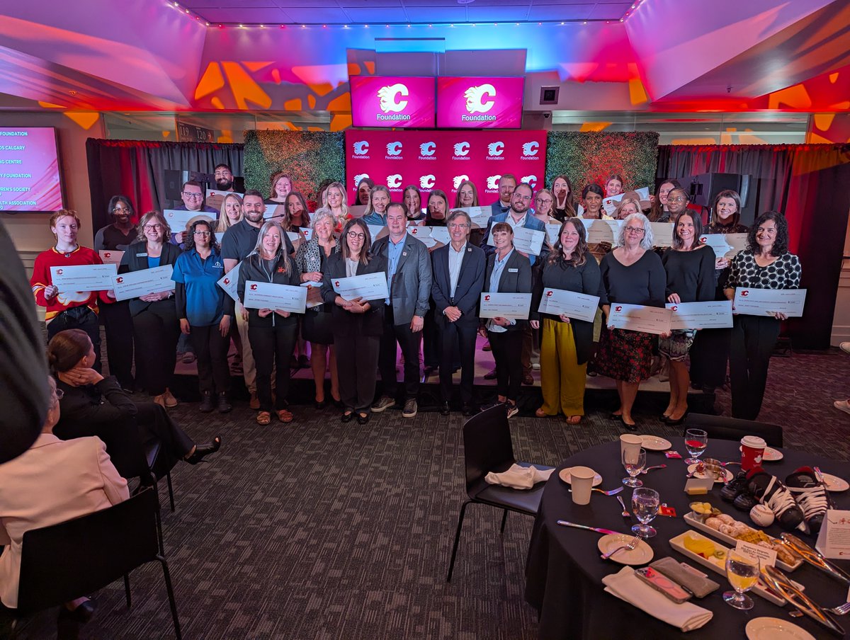 CMHA Calgary (@cmhacalgary) on Twitter photo We’re thrilled to announce that CMHA Calgary has received a $10,000 grant from the <a href="/FlamesFdn/">Flames Foundation</a> to support our YouthSMART program!
Read more:
cmha.calgary.ab.ca/empowering-you…
#YouthSMART #MentalHealthMatters #CMHACalgary #CalgaryFlamesFoundation #YouthWellness #CommunitySupport #ThankYou We’re thrilled to announce that CMHA Calgary has received a $10,000 grant from the <a href="/FlamesFdn/">Flames Foundation</a> to support our YouthSMART program!
Read more:
cmha.calgary.ab.ca/empowering-you…
#YouthSMART #MentalHealthMatters #CMHACalgary #CalgaryFlamesFoundation #YouthWellness #CommunitySupport #ThankYou