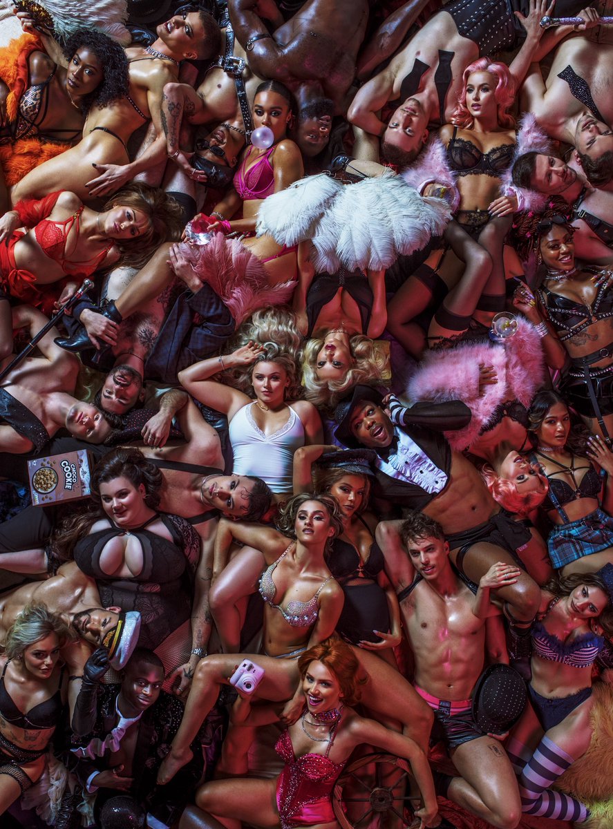 QuestedS's tweet image. Just take a look at our @BurlesqueStage cast!!!! 

You are not ready for this 💋