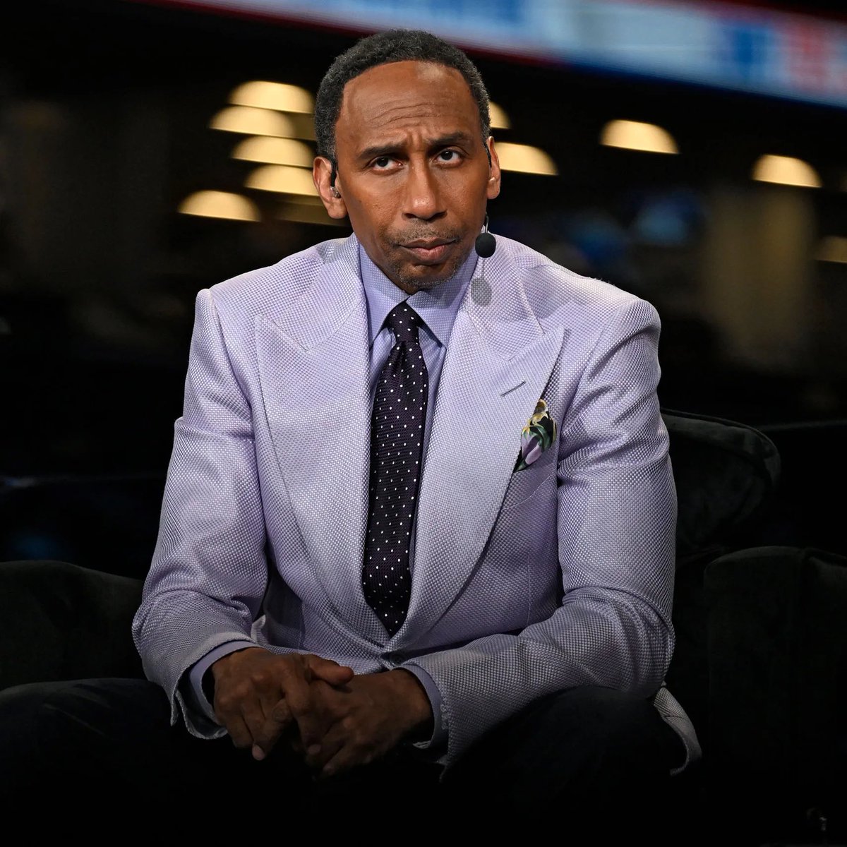 TheDunkCentral's tweet image. Knicks next coach odds: 

Johnnie Bryant +240
Kenny Atkinson +400
James Borrego +950
Mike Budenholzer +950
Patrick Ewing +950
Sam Cassell +950
Frank Vogel +1100
Chris Quinn +1400
Jay Wright +1400
Mark Jackson +1400
Mike D’Antoni +2000
Becky Hammon (LVA) +2500
Jeff Van Gundy +2500…