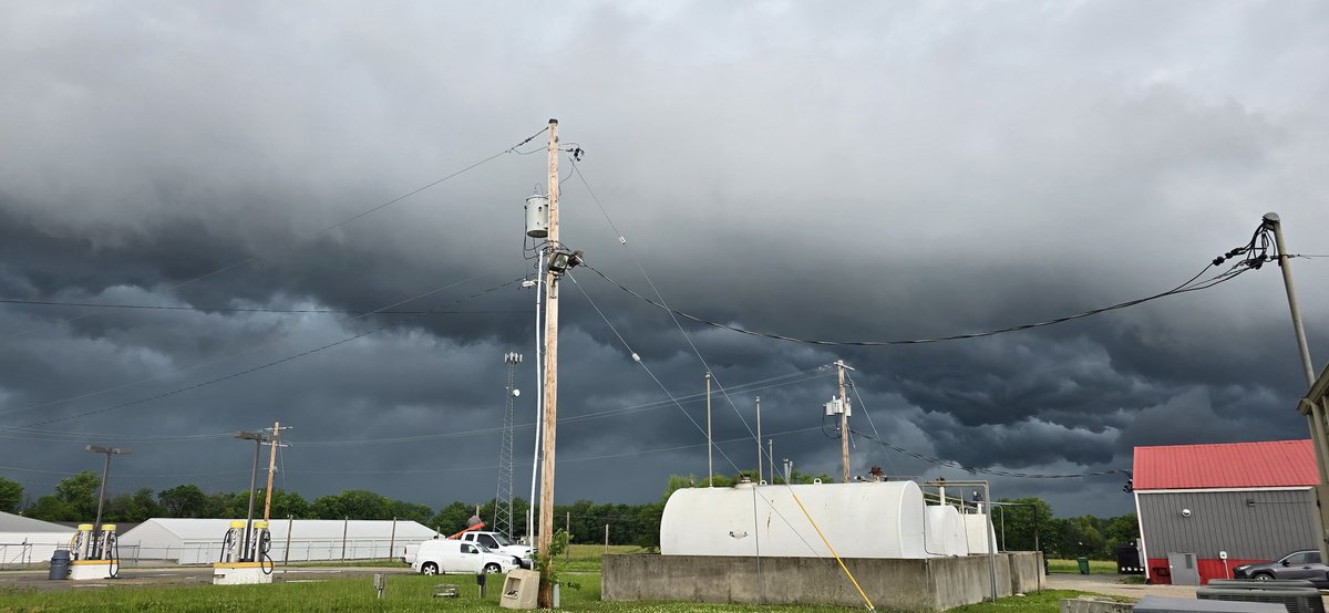 Welp might die from possible tornado