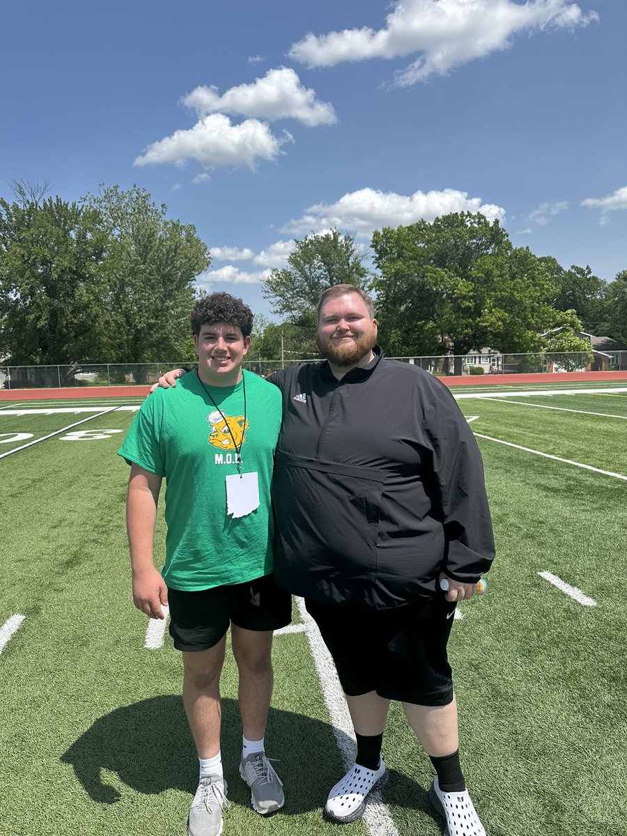 After a great conversation and visit with <a href="/CoachSCDub/">Spencer Wheeler</a> I am excited and grateful to have received my second offer from <a href="/OttawaBravesFB/">Ottawa Braves Football</a> 

<a href="/Coach_Perkins/">Matt Perkins</a> <a href="/CoachNickDavis/">Nick Davis</a> <a href="/Pezzy52T/">CoachPalmer52</a> <a href="/CoachAHarrell11/">Coach Alex Harrell</a> <a href="/KenMoyers1/">Ken Moyers</a>