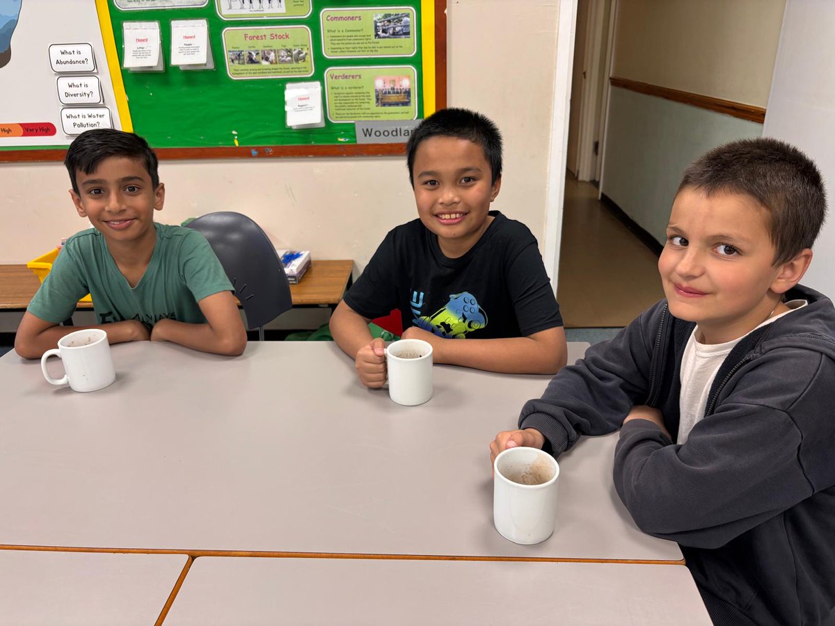 Wink murder then hot chocolate then, hopefully soon, sleep... 😴
Photos also on class website!