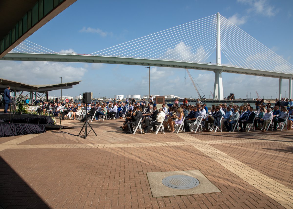 The U.S. Army Corps of Engineers (USACE) Galveston District (SWG) and the Port of Corpus Christi Authority celebrated the completion of their Corpus Christi Ship Channel Improvement Project (CCSCIP) with a ribbon cutting ceremony, June 2, 2025.
swg.usace.army.mil/Media/News-Rel…