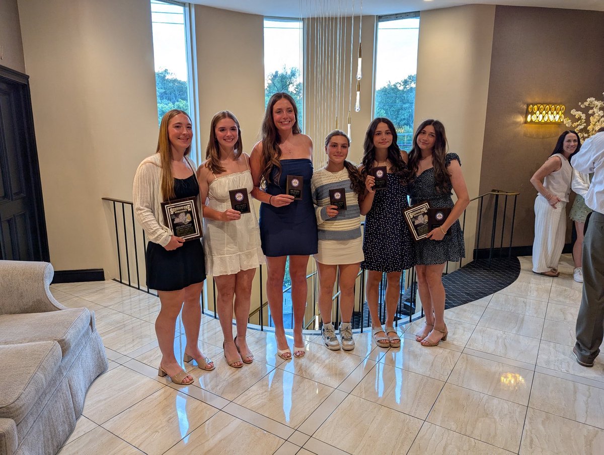 Jenna Sakowich (@jsakowich2026) on Twitter photo Honored to receive All Section HM and All League, thank you Coach Brooks and Coach E!
<a href="/NYNighthawksSB/">NY Nighthawks Softball</a> <a href="/JjhsSoftball/">John Jay EF Varsity Softball</a> Honored to receive All Section HM and All League, thank you Coach Brooks and Coach E!
<a href="/NYNighthawksSB/">NY Nighthawks Softball</a> <a href="/JjhsSoftball/">John Jay EF Varsity Softball</a>
