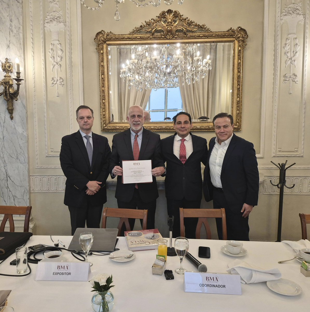 Vicente Duque tweet media