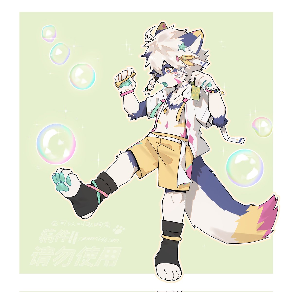 小时候特别喜欢吹泡泡，现在也是