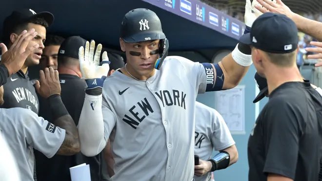 If Aaron Judge hits a HR today someone who retweets and is following is winning a shirt. Comment your size. Let’s go Yankees.