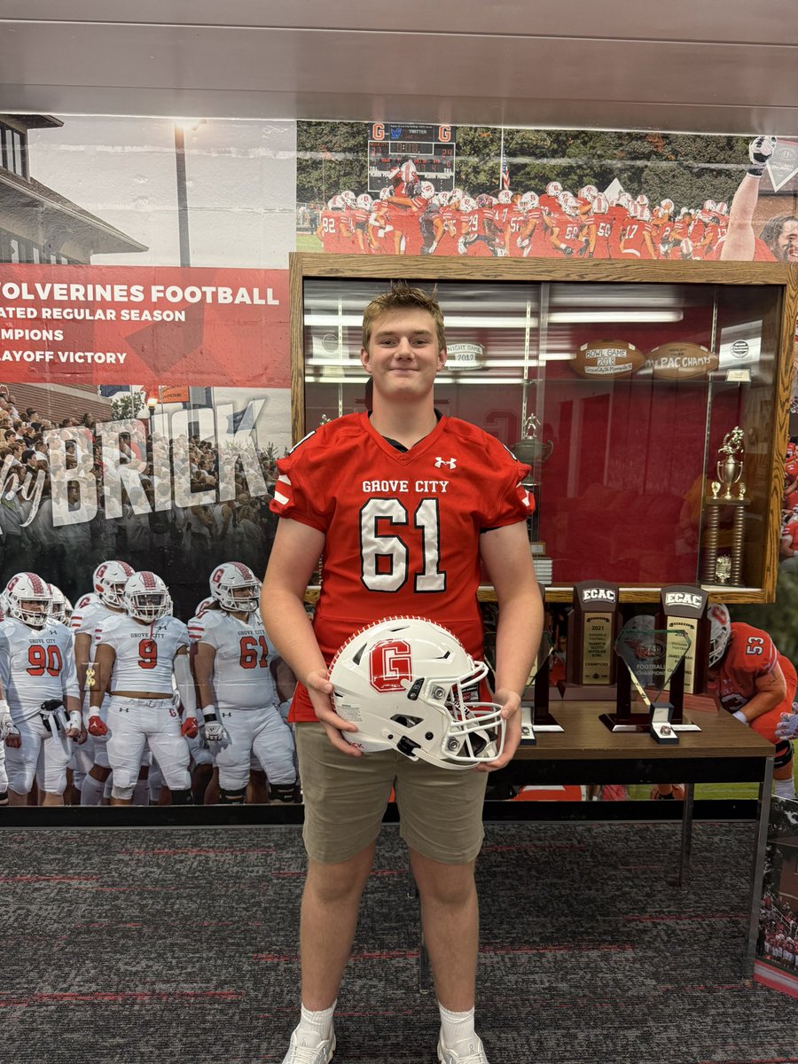 alex_van_horne's tweet photo. Had an amazing visit today at @GCC_FB!! Thank you @CoachBBrest and @CoachDiDonato for inviting me down to learn about the Wolverines! https://t.co/OU94t6HO6Q