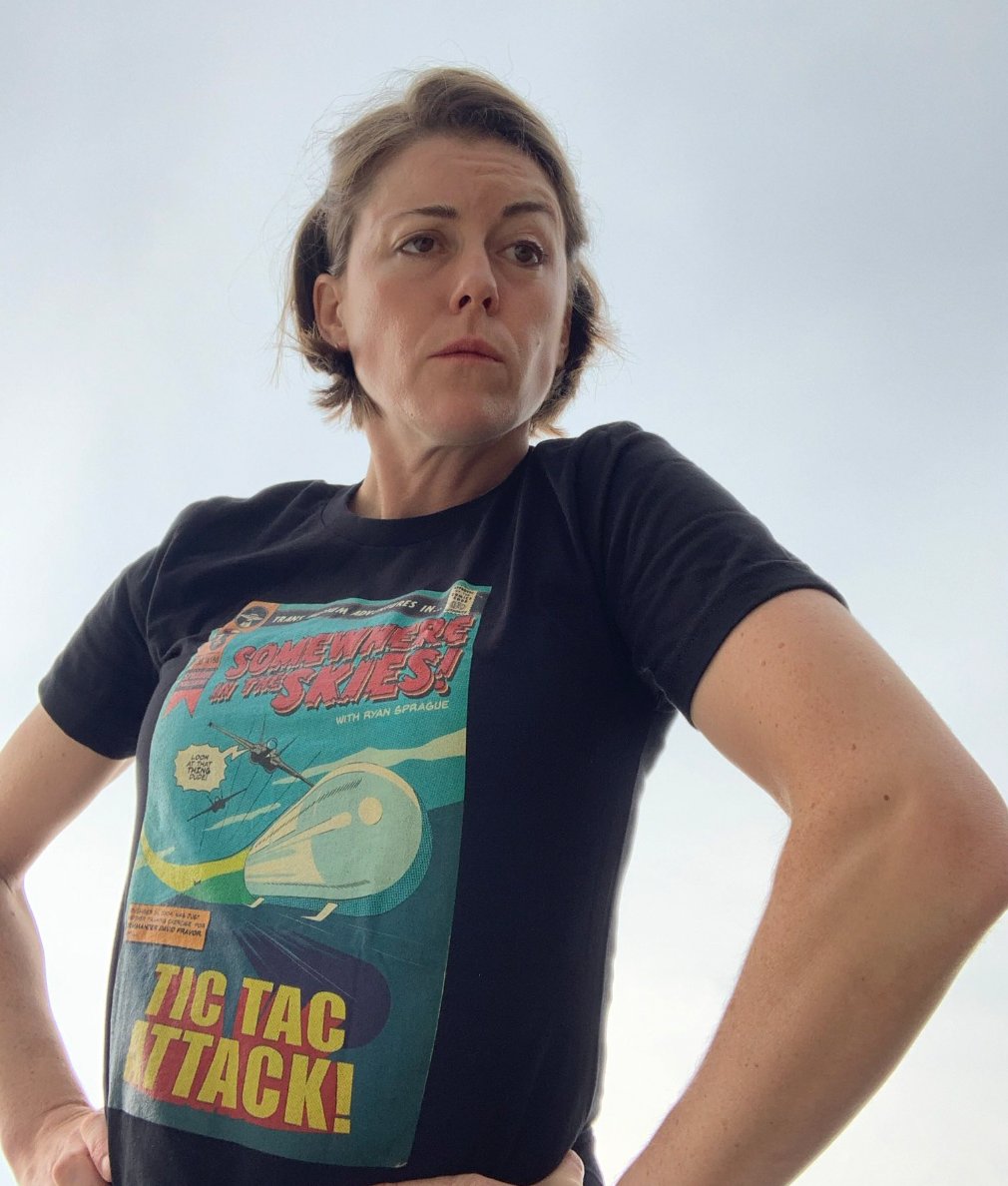 <a href="/debunkerjp/">皆神龍太郎</a> <a href="/mikami_takeru/">三神たける</a> 嫌がっているわりに、チクタクTシャツを着てノリノリな、ねーさん（笑）