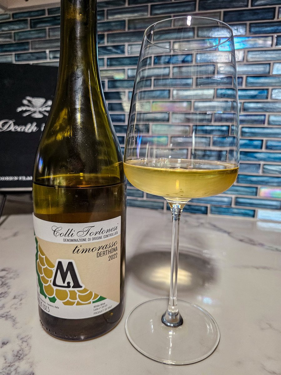 Another delicious Italian white. 

Italy is my favorite country for quality, diversity, and volume of grapes and wines.