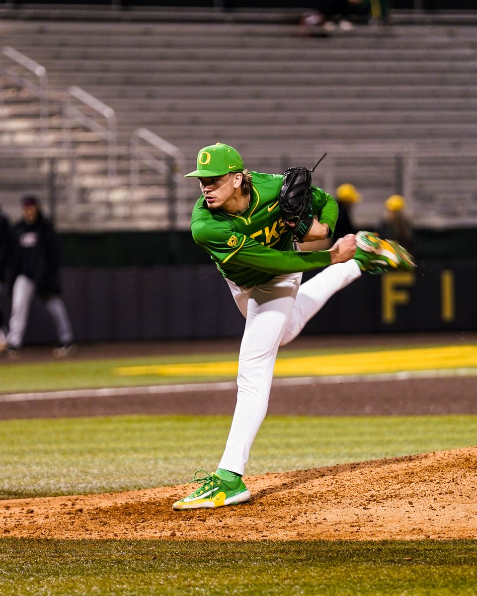 On The Clock | College Baseball and MLB Draft (@ontheclock_1) on Twitter photo TRANSFER NEWS: Per <a href="/64Analytics/">64Analytics</a>, Oregon RHP Cole Stokes has entered the transfer portal. He posted a 3.10 ERA with 39 K in 20.1 IP—high-octane fastball (averaged 96 mph) and slider combo. Will be an arm of interest for many. TRANSFER NEWS: Per <a href="/64Analytics/">64Analytics</a>, Oregon RHP Cole Stokes has entered the transfer portal. He posted a 3.10 ERA with 39 K in 20.1 IP—high-octane fastball (averaged 96 mph) and slider combo. Will be an arm of interest for many.