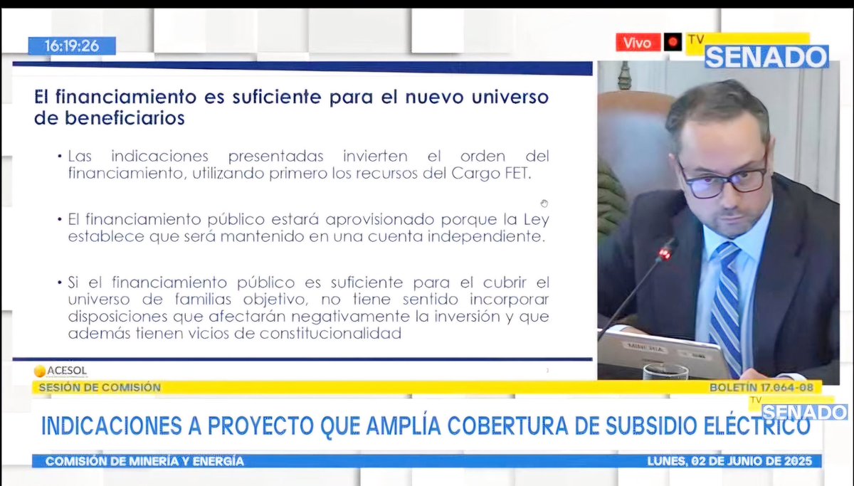 En la Comisión de Minería y Energía del Senado, Darío Morales, director ejecutivo de ACESOL, defendió el papel clave de la generación distribuida en la transición energética y cuestionó la aplicación del Cargo FET, que reduciría sus ingresos y crearía riesgos regulatorios.