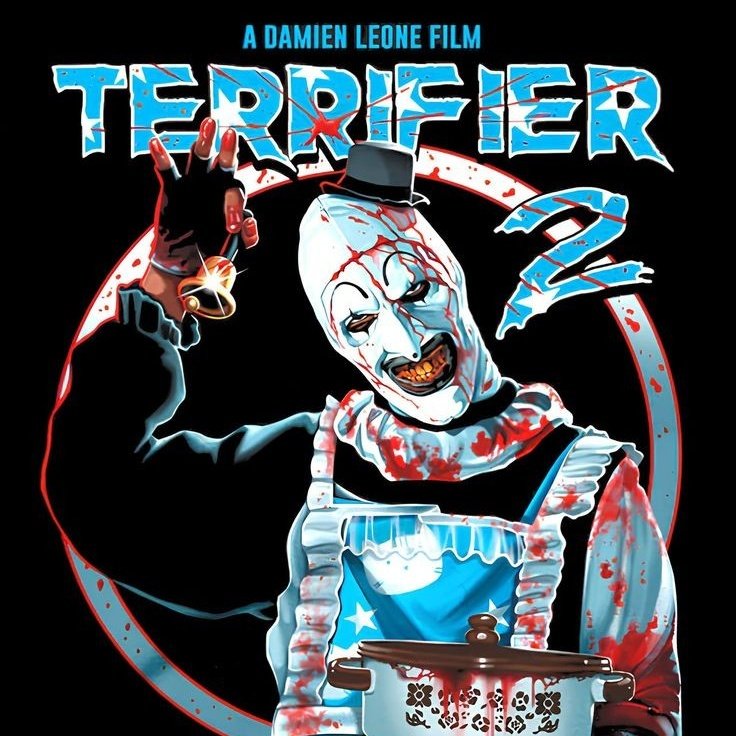 KryptKeeper21's tweet photo. me and my emotional support movie 🔪🩸 https://t.co/06Iboart0s