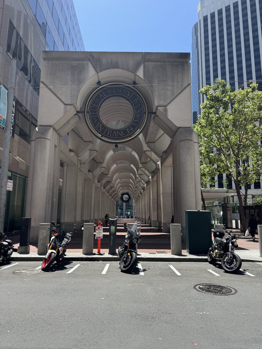 htormey's tweet image. San Francisco, the intersection of AI, Finance and Crypto.