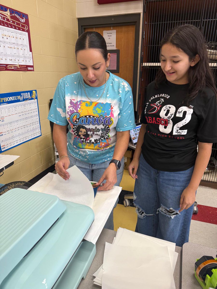 K. ᗰᗩᖇIᑎ🌺 tweet media