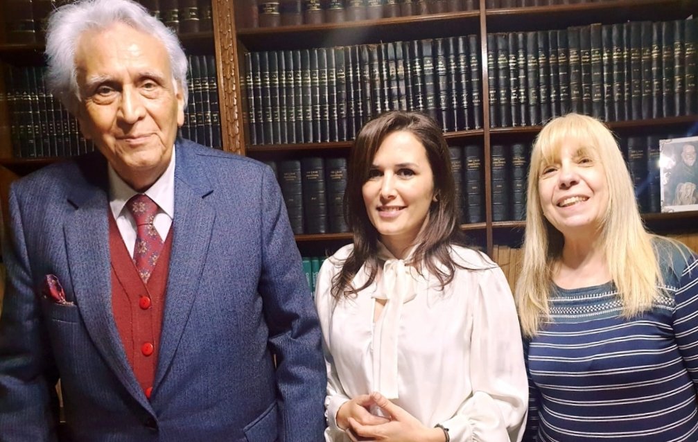 Una voz imprescindible Dr. Leonardo Guzmán. 
(...) "No se trata de encontrar un mar más tranquilo,  se trata de construir un barco más fuerte"