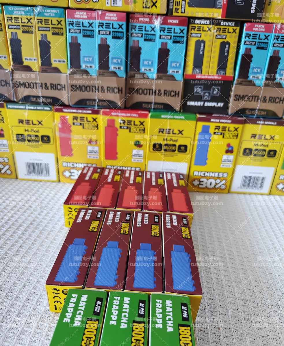 tutudzy668's tweet image. 悦刻积木1代（15000，18000，偏甜）
积木2代凉口
1代也有凉口（西瓜、西瓜荔枝什么的），没有2代那么那么凉
悦刻棉仓类产品，口感比陶芯蛋更细

❤️实体现货，· 视频验真 · 可退可换❤️

#悦刻积木  #悦刻电子烟 #RelxCreator #积木2代 #积木18000 #悦刻正品 #图图电子烟