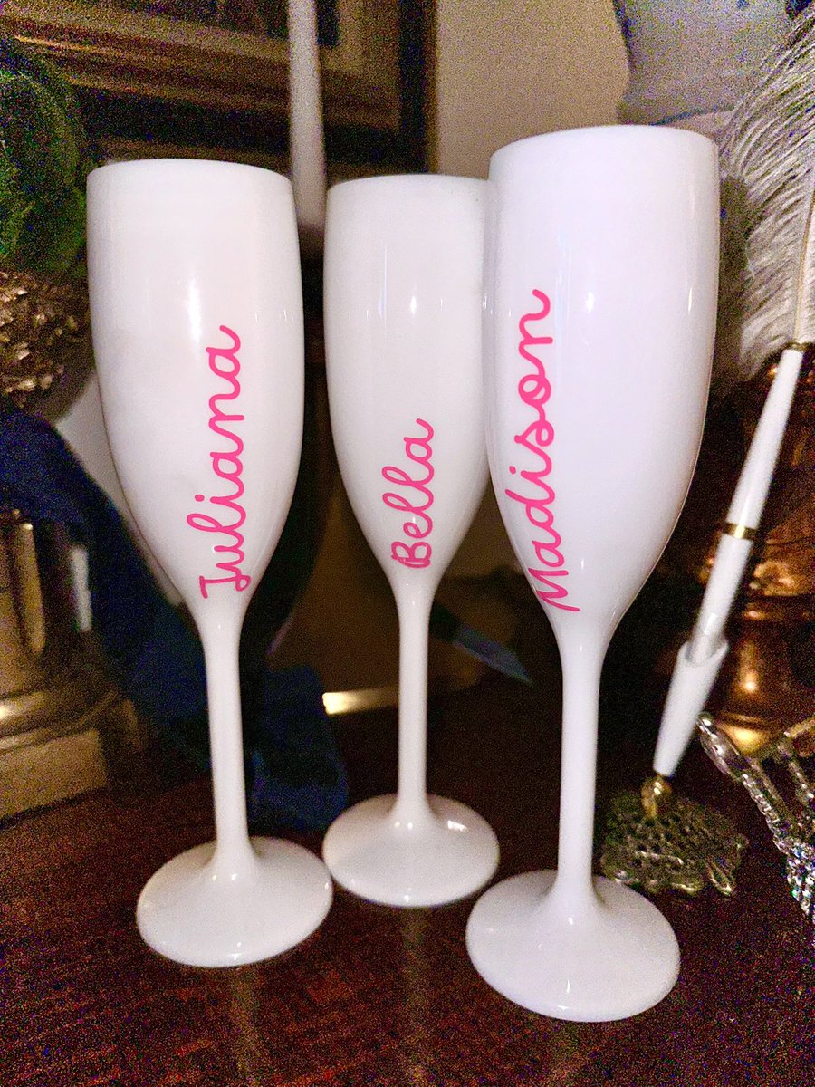 Ummm <a href="/peacock/">Peacock</a> we’re ready..

#LoveIsland #loveislandusa #peacock