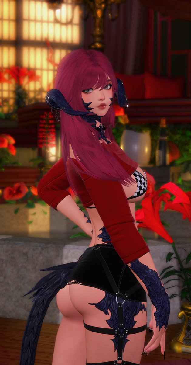 deja que el sol hoy te despierte en mi cama y que la luna sepa que estás aquí

#gposer | #gposers | #eorzeaphotos | #ffxivaura
