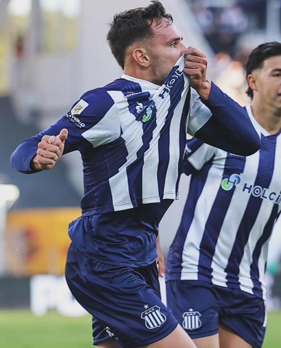 ✅ Javier Burrai, Augusto Schott, Santiago Fernández, Juan Portillo, Miguel Navarro, Rick Lima, Matías Galarza, Rubén Botta, Valentín Depietri y Federico Girotti son los jugadores seguirán en #Talleres.

Además, para Diego Cocca sería importante retener a Luis Angulo.
