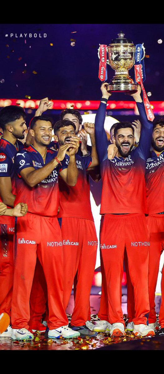 Flickofthcwrist's tweet photo. Finally virat kohli and rcb won ipl. https://t.co/AuefNq6bEI