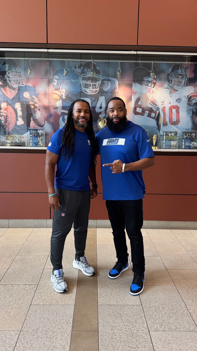 C.L. “SHEP” Shepherd (@shep71) on Twitter photo GAME CHANGING session with the New York <a href="/Giants/">New York Giants</a> organization today. Honored to be invited to pour into their Rookies about Readiness, Growth, and Work Ethic‼️ Thanks @Usamayoung_m2 and <a href="/darienAharris/">Darien Harris</a> for being FIRST CLASS hosts. Shout out to @brandonharlin_ for the initial GAME CHANGING session with the New York <a href="/Giants/">New York Giants</a> organization today. Honored to be invited to pour into their Rookies about Readiness, Growth, and Work Ethic‼️ Thanks @Usamayoung_m2 and <a href="/darienAharris/">Darien Harris</a> for being FIRST CLASS hosts. Shout out to @brandonharlin_ for the initial