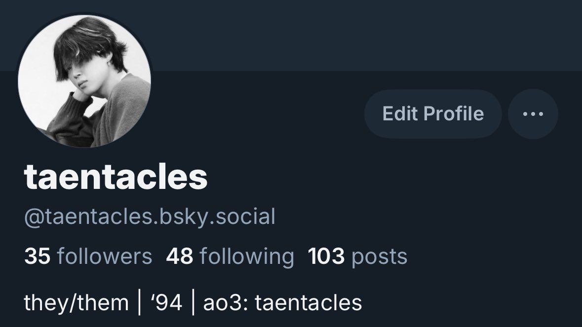 Been pretty much ia here but going to spend some time catching up on fic promo posts (also reminder that you can find me more active on the sky!)