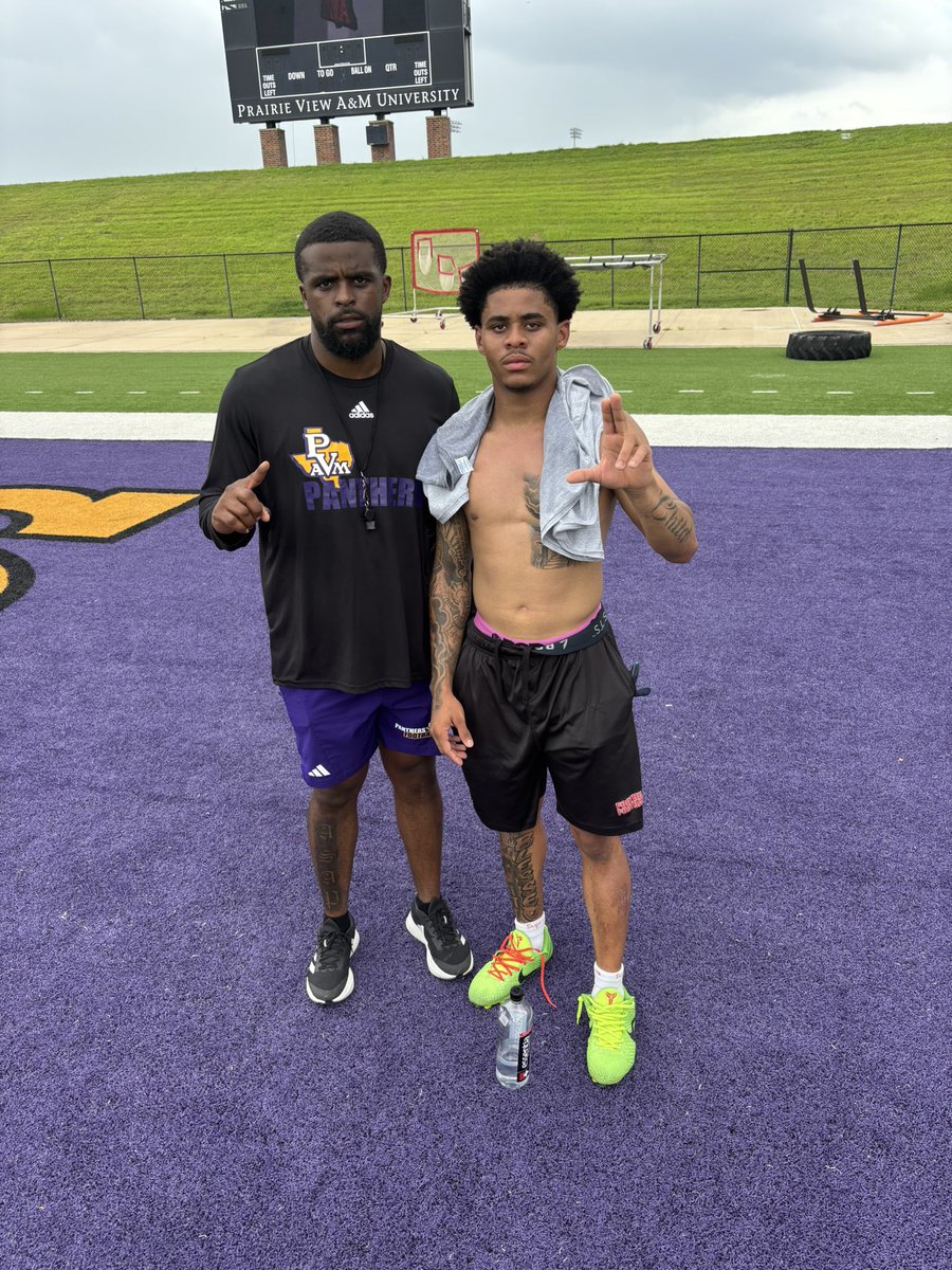 Johnnie Barbie lll tweet media