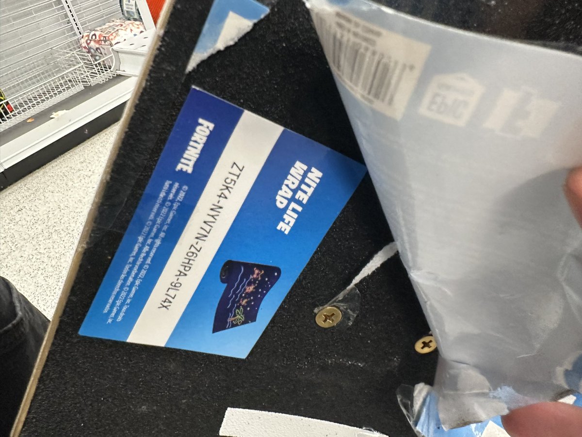 just found one of fortnite promotion items at ross (call me a dickhead I did rip it for the code)