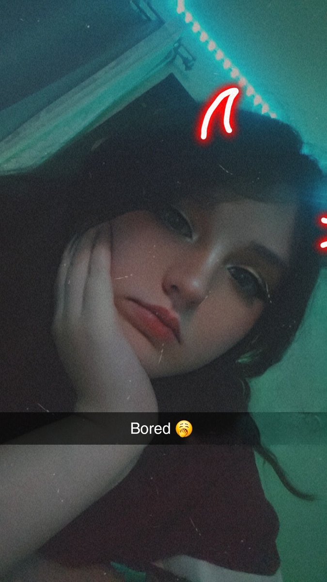 daisy_jadey's tweet photo. lookit that, an abandoned X account. Oh wait... it's mine. #selfie #X #FYP #Throwback #SocialMediaGhost #DigitalDust #CaughtIn4K #LostAndLoggedIn #HelloAgain #InstaVsReality https://t.co/MYsTmbYyYt