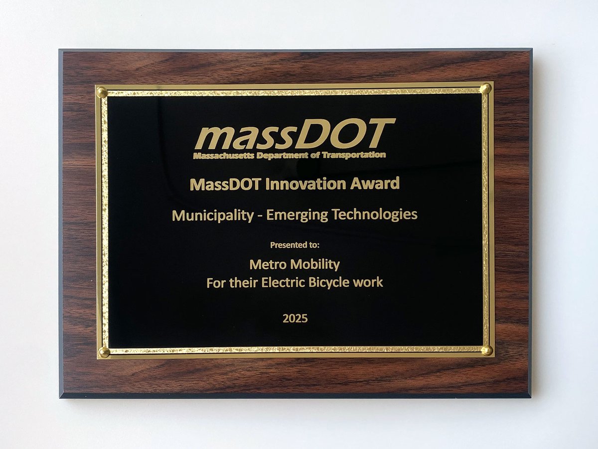 MassCEC's tweet image. 🎉 Congrats @metromobi on winning @MassDOT&apos;s 2025 Transportation Innovation Award!

Through our ACT4All program, they&apos;re bringing $1/day e-bike rentals to Eastern Mass. communities. Learn how: ow.ly/HOnr50W3vey

#CleanTransportation #MassachusettsInnovation