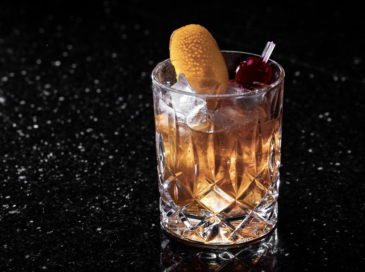 BrandBombPR's tweet image. 🔥 Summer is officially on at Crazy Horse 3, and it’s stacked with next-level parties, unbeatable drink deals and one-of-a-kind VIP experiences you won’t find anywhere else! Whether you're sipping, cheering or leveling up, summer starts here. 🔥