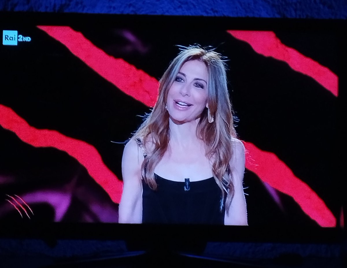 "non mi deve rovinare il format" 
😂🐆 <a href="/francescafagnan/">francesca fagnani</a>

#belve