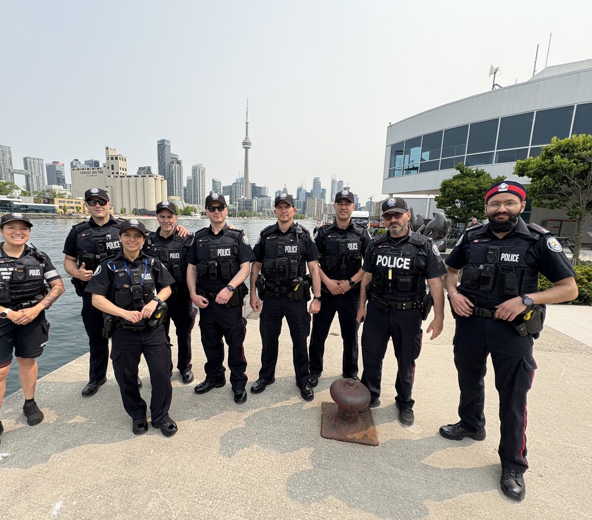 Neighbourhood Officer Amanda tweet media