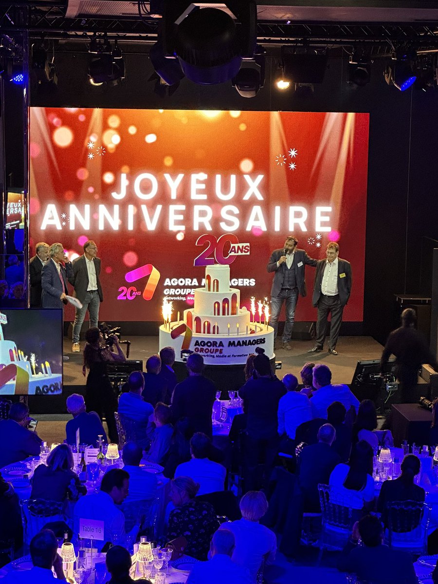 Agora_Managers's tweet image. Notre fameux gâteau de nos 20 années à vos côtés 🎂
#GalaExperienceClient