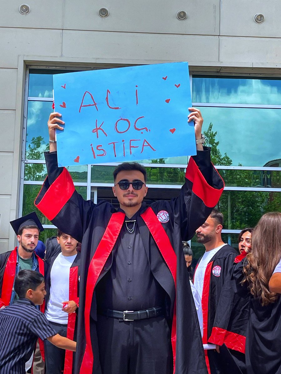 #AliKocİstifa