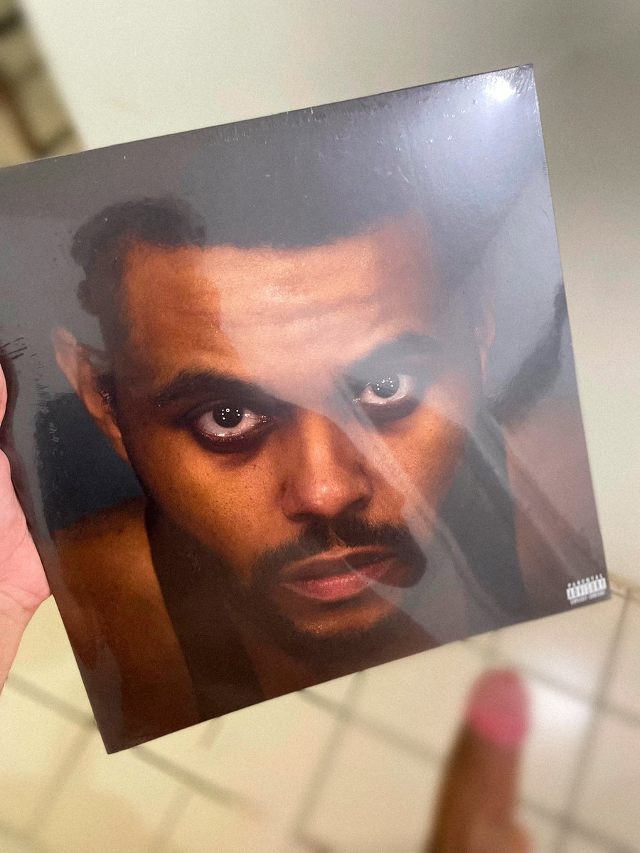 oftbe's tweet image. meu vinil do hurry up tomorrow chegouu